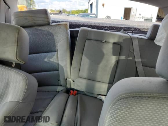 2015 Chevrolet Silverado 1500 LT z VIN 3GCPCREC2FG537809, wystawiony jako Copart lot #80128875 z przebiegiem 124 410 mil mil oraz Szkoda całkowita • Salvage title. Historia ofert i sprzedaży dostępna na DreamBid. Obrazek 10.