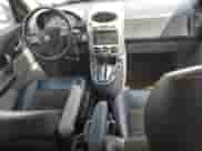 2005 Saturn VUE z VIN 5GZCZ63475S863845, wystawiony jako Copart lot #64249224 z przebiegiem 177 196 mil mil oraz Szkoda całkowita • Salvage title. Historia ofert i sprzedaży dostępna na DreamBid. Obrazek 8.