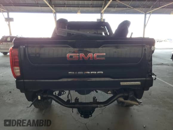 2022 GMC Sierra 1500 Elevation with VIN 1GTRHCEK4NZ517395, listed as a Copart auction lot 70780475 with 45,311 mi miles and Salvage title. Bid and sale history available at DreamBid. Image 6.