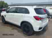 2021 Mitsubishi Outlander ES z VIN JA4ARUAU7MU002128, wystawiony jako IAAI lot #42486639 z przebiegiem 53 004 mil mil oraz . Historia ofert i sprzedaży dostępna na DreamBid. Obrazek 3.