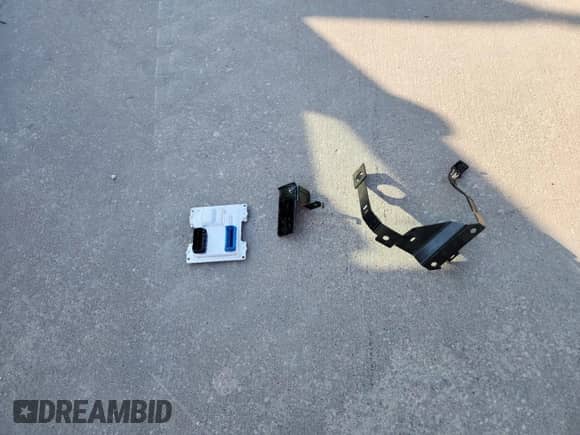 2023 Chevrolet Bolt EUV LT с VIN 1G1FY6S05P4134632, выставлен на аукционе Copart как лот 81050295 с пробегом 26 550 миль миль и Чистый • Clean title. История ставок и продаж доступна на DreamBid. Изображение 13.