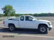 2012 Chevrolet Colorado Work Truck с VIN 1GCJTBFE8C8124467, выставлен на аукционе IAAI как лот 42851363 с пробегом 174 304 миль миль и . История ставок и продаж доступна на DreamBid. Изображение 19.