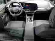 2024 Chevrolet Equinox EV RS с VIN 3GN7DNRPXRS212305, выставлен на аукционе Copart как лот 61310345 с пробегом 4 067 миль миль и Списание • Salvage title. История ставок и продаж доступна на DreamBid. Изображение 8.