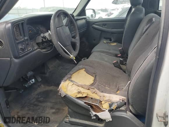 2006 Chevrolet Silverado 2500HD LS с VIN 1GCHC24U66E116284, выставлен на аукционе Copart как лот 51537675 с пробегом 359 944 миль миль и Списание • Salvage title. История ставок и продаж доступна на DreamBid. Изображение 7.