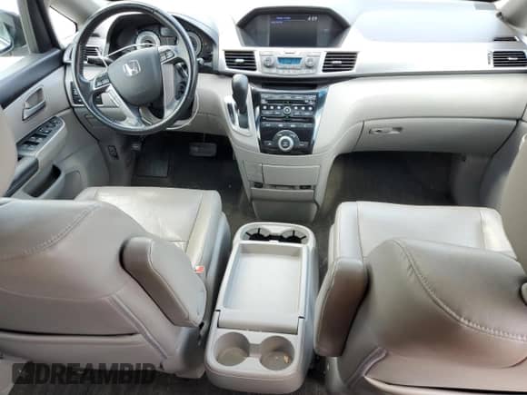 2013 Honda Odyssey EX-L с VIN 5FNRL5H64DB064098, выставлен на аукционе Copart как лот 69110435 с пробегом 225 245 миль миль и Списание • Salvage title. История ставок и продаж доступна на DreamBid. Изображение 8.