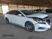 2017 Hyundai Sonata Sport с VIN 5NPE34AB0HH526731, выставлен на аукционе Copart как лот 57255815 с пробегом 101 256 миль миль и Списание • Salvage title. История ставок и продаж доступна на DreamBid. Изображение 4.