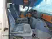 1994 Ford Econoline Cargo с VIN 1FDEE14N5RHA67982, выставлен на аукционе Copart как лот 61125245 с пробегом Не указан миль и Чистый • Clean title. История ставок и продаж доступна на DreamBid. Изображение 7.