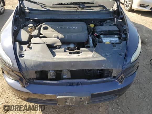 2014 Jeep Cherokee Latitude с VIN 1C4PJMCB9EW308014, выставлен на аукционе Copart как лот 83960265 с пробегом 117 754 миль миль и Списание • Salvage title. История ставок и продаж доступна на DreamBid. Изображение 11.
