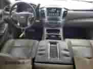 2015 Chevrolet Tahoe LTZ с VIN 1GNSCCKC6FR717703, выставлен на аукционе Copart как лот 58080075 с пробегом 220 332 миль миль и Списание • Salvage title. История ставок и продаж доступна на DreamBid. Изображение 8.