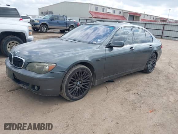 2007 BMW 7 Series 750i with VIN WBAHL83577DT10078, listed as a IAAI auction lot 41462116 with 151,826 mi miles and . Bid and sale history available at DreamBid. Image 2.