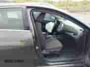 2018 Chevrolet Malibu LT z VIN 1G1ZD5ST6JF107433, wystawiony jako IAAI lot #43281943 z przebiegiem 59 802 mil mil oraz . Historia ofert i sprzedaży dostępna na DreamBid. Obrazek 5.