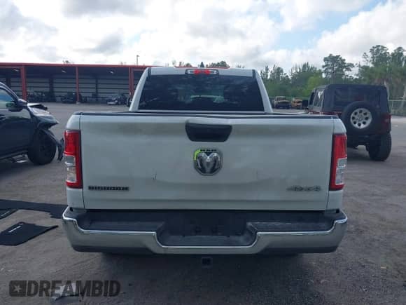 2024 Ram 1500 Big Horn with VIN 1C6RRFBG0RN233071, listed as a IAAI auction lot 41499265 with 29,268 mi miles and . Bid and sale history available at DreamBid. Image 16.