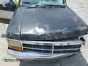1995 Dodge Dakota с VIN 1B7GL23Y9SS385794, выставлен на аукционе Copart как лот 63360094 с пробегом 394 435 миль миль и Списание • Salvage title. История ставок и продаж доступна на DreamBid. Изображение 12.
