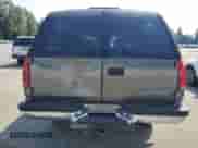 1999 Chevrolet Suburban с VIN 1GNGK26J7XJ465214, выставлен на аукционе Copart как лот 67627745 с пробегом 214 301 миль миль и Списание • Salvage title. История ставок и продаж доступна на DreamBid. Изображение 6.