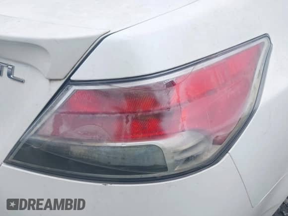 2011 Acura TL Technology with VIN 19UUA8F50BA005035, listed as a IAAI auction lot 43367825 with 261,356 mi miles and . Bid and sale history available at DreamBid. Image 18.