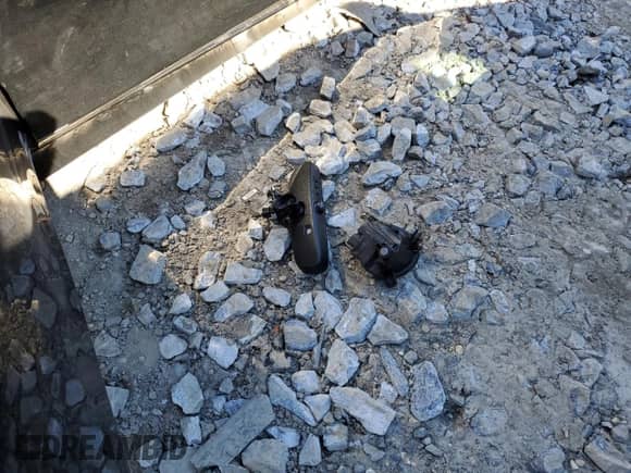 2017 BMW 3 Series 330i xDrive с VIN WBA8D9G31HNU65023, выставлен на аукционе Copart как лот 87059445 с пробегом Не указан миль и Чистый • Clean title. История ставок и продаж доступна на DreamBid. Изображение 12.