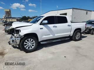 2016 Toyota Tundra Limited z VIN 5TFFW5F15GX210567, wystawiony jako Copart lot #86162655 z przebiegiem 110 352 mil mil oraz Szkoda całkowita • Salvage title. Historia ofert i sprzedaży dostępna na DreamBid. Obrazek 1.