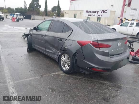 2019 Hyundai Elantra Value Edition z VIN 5NPD84LF0KH428500, wystawiony jako IAAI lot #41522735 z przebiegiem 39 390 mil mil oraz . Historia ofert i sprzedaży dostępna na DreamBid. Obrazek 3.