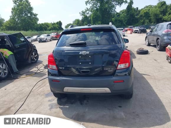 2015 Chevrolet Trax LT с VIN 3GNCJRSB9FL175380, выставлен на аукционе IAAI как лот 42831421 с пробегом 186 275 миль миль и . История ставок и продаж доступна на DreamBid. Изображение 16.