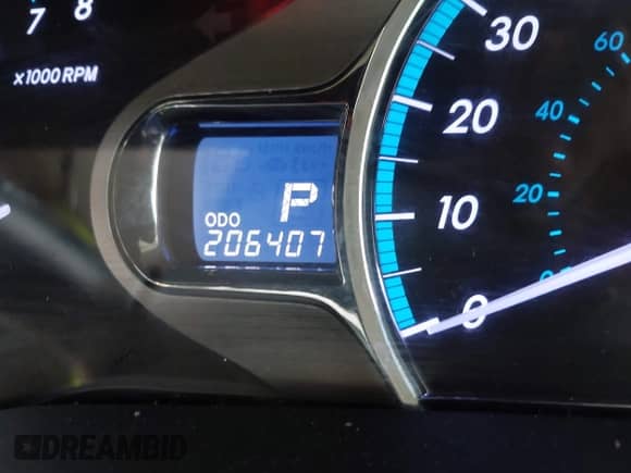 2012 Toyota Sienna XLE с VIN 5TDYK3DC0CS229184, выставлен на аукционе IAAI как лот 43523305 с пробегом 206 407 миль миль и . История ставок и продаж доступна на DreamBid. Изображение 15.