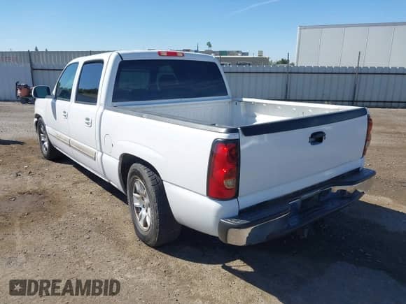2005 Chevrolet Silverado 1500 LS с VIN 2GCEC13T651381079, выставлен на аукционе IAAI как лот 42843209 с пробегом 167 151 миль миль и . История ставок и продаж доступна на DreamBid. Изображение 3.
