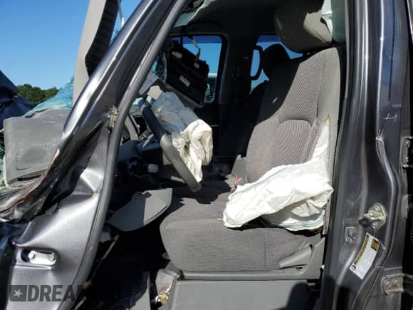 2019 Nissan Frontier SV with VIN 1N6AD0ERXKN715385, listed as a Copart auction lot 62362415 with 94,932 mi miles and Salvage title. Bid and sale history available at DreamBid. Image 7.