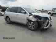 2019 Nissan Pathfinder SV with VIN 5N1DR2MN4KC593397, listed as a Copart auction lot 71714175 with 196,331 mi miles and Salvage title. Bid and sale history available at DreamBid. Image 4.