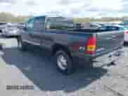 2003 GMC Sierra 1500 SLT z VIN 2GTEK19T131325073, wystawiony jako IAAI lot #42018525 z przebiegiem 338 659 mil mil oraz . Historia ofert i sprzedaży dostępna na DreamBid. Obrazek 3.