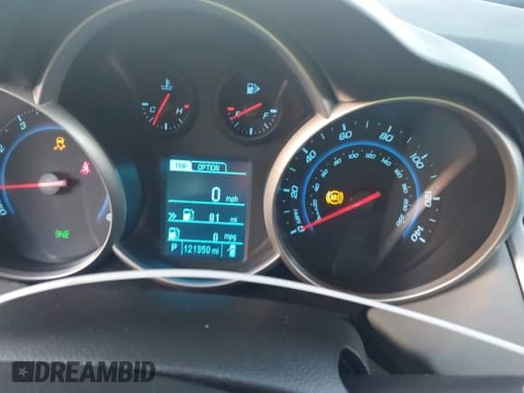 2014 Chevrolet Cruze LS с VIN 1G1PA5SH3E7274800, выставлен на аукционе IAAI как лот 43044990 с пробегом 121 350 миль миль и . История ставок и продаж доступна на DreamBid. Изображение 7.