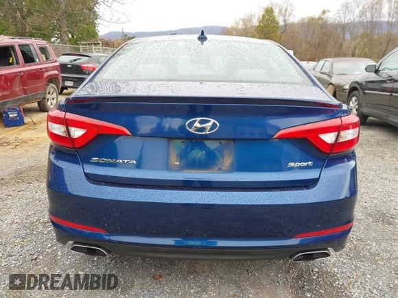 2016 Hyundai Sonata Sport z VIN 5NPE34AF8GH427673, wystawiony jako IAAI lot #43568352 z przebiegiem 170 855 mil mil oraz . Historia ofert i sprzedaży dostępna na DreamBid. Obrazek 16.