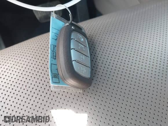 2021 Hyundai Tucson Ultimate z VIN KM8J33AL5MU335710, wystawiony jako IAAI lot #42875341 z przebiegiem 78 619 mil mil oraz . Historia ofert i sprzedaży dostępna na DreamBid. Obrazek 11.