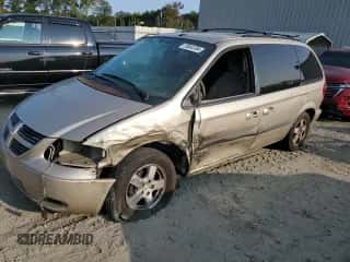 2007 Dodge Caravan SXT с VIN 1D4GP45R57B161096, выставлен на аукционе Copart как лот 70844184 с пробегом 210 054 миль миль и Списание • Salvage title. История ставок и продаж доступна на DreamBid. Изображение 1.