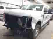 2023 Ford F-250 XL с VIN 1FT7X2BA0PEC81614, выставлен на аукционе IAAI как лот 43307660 с пробегом 42 236 миль миль и . История ставок и продаж доступна на DreamBid. Изображение 17.