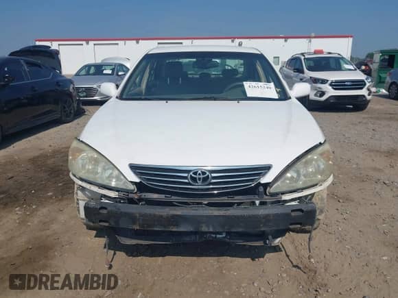 2005 Toyota Camry STD с VIN 4T1BE32K35U581807, выставлен на аукционе IAAI как лот 42615240 с пробегом 240 896 миль миль и . История ставок и продаж доступна на DreamBid. Изображение 13.