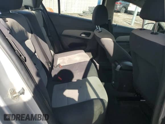 2016 Chevrolet Cruze LS с VIN 1G1PC5SG5G7166456, выставлен на аукционе Copart как лот 81499745 с пробегом 135 809 миль миль и Списание • Salvage title. История ставок и продаж доступна на DreamBid. Изображение 10.