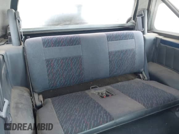 1997 Chevrolet Tracker с VIN 2CNBE1865V6926154, выставлен на аукционе IAAI как лот 42207157 с пробегом 176 104 миль миль и . История ставок и продаж доступна на DreamBid. Изображение 8.