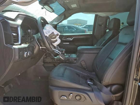 2023 GMC Sierra 1500 Denali z VIN 3GTUUGED6PG166328, wystawiony jako Copart lot #61759895 z przebiegiem 45 578 mil mil oraz Szkoda całkowita • Salvage title. Historia ofert i sprzedaży dostępna na DreamBid. Obrazek 7.
