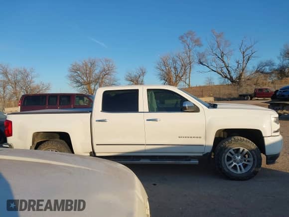2016 Chevrolet Silverado 1500 LTZ with VIN 3GCUKSEJ2GG324890, listed as a IAAI auction lot 41141398 with 193,362 mi miles and . Bid and sale history available at DreamBid. Image 13.