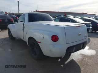 2004 Chevrolet SSR LS с VIN 1GCES14P34B110502, выставлен на аукционе IAAI как лот 41338640 с пробегом 87 358 миль миль и . История ставок и продаж доступна на DreamBid. Изображение 3.
