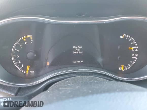 2016 Jeep Grand Cherokee Limited with VIN 1C4RJFBT0GC326680, listed as a Copart auction lot 66802114 with 100,361 mi miles and Salvage title. Bid and sale history available at DreamBid. Image 9.