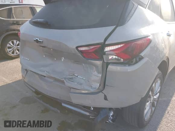 2021 Chevrolet Blazer Premier с VIN 3GNKBFR49MS530114, выставлен на аукционе IAAI как лот 41969828 с пробегом 55 516 миль миль и . История ставок и продаж доступна на DreamBid. Изображение 6.