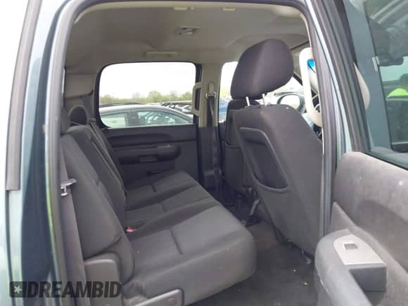2011 Chevrolet Silverado 1500 LS z VIN 3GCPKREA9BG247515, wystawiony jako IAAI lot #42021206 z przebiegiem 129 046 mil mil oraz . Historia ofert i sprzedaży dostępna na DreamBid. Obrazek 8.