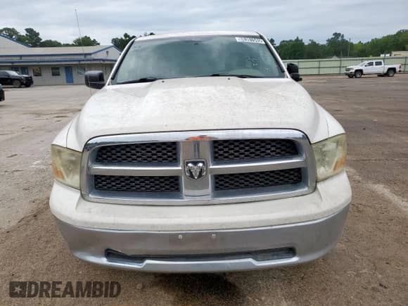 2009 Dodge 1500 SLT with VIN 1D3HB16T09J517575, listed as a Copart auction lot 66301545 with 152,948 mi miles and Clean title. Bid and sale history available at DreamBid. Image 5.
