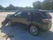 2023 Jeep Compass Latitude Lux z VIN 3C4NJDFN4PT548822, wystawiony jako Copart lot #70421455 z przebiegiem 41 611 mil mil oraz Szkoda całkowita • Salvage title. Historia ofert i sprzedaży dostępna na DreamBid. Obrazek 2.