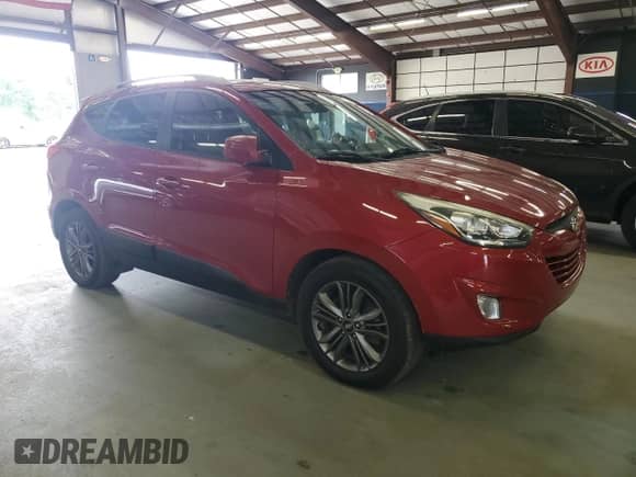 2015 Hyundai Tucson SE z VIN KM8JUCAG6FU974956, wystawiony jako Copart lot #69148475 z przebiegiem 99 898 mil mil oraz Czysty tytuł • Clean title. Historia ofert i sprzedaży dostępna na DreamBid. Obrazek 4.