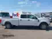 2018 Ford F-250 XL с VIN 1FT7W2AT8JEB20943, выставлен на аукционе IAAI как лот 43111623 с пробегом 215 058 миль миль и . История ставок и продаж доступна на DreamBid. Изображение 13.
