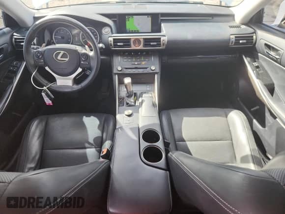 2015 Lexus IS 250 z VIN JTHCF1D20F5021910, wystawiony jako Copart lot #84192765 z przebiegiem 106 283 mil mil oraz Szkoda całkowita • Salvage title. Historia ofert i sprzedaży dostępna na DreamBid. Obrazek 8.