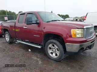 2013 GMC Sierra 1500 SLE z VIN 1GTR2VE73DZ111230, wystawiony jako IAAI lot #42989897 z przebiegiem 148 510 mil mil oraz . Historia ofert i sprzedaży dostępna na DreamBid. Obrazek 1.