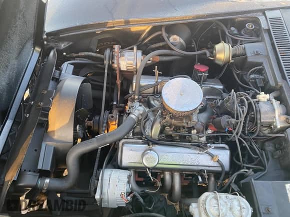 1972 Chevrolet Corvette с VIN 1Z67K2S505496, выставлен на аукционе Copart как лот 77101004 с пробегом 13 536 миль миль и На запчасти • Non repairable. История ставок и продаж доступна на DreamBid. Изображение 11.