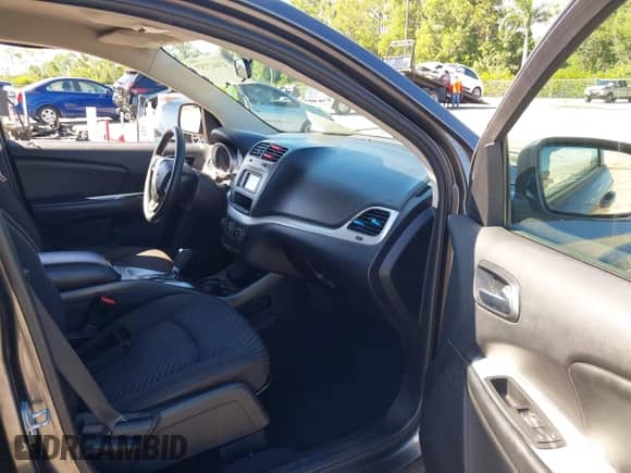 2017 Dodge Journey SXT with VIN 3C4PDDBG4HT512864, listed as a IAAI auction lot 43447753 with 122,154 mi miles and . Bid and sale history available at DreamBid. Image 5.